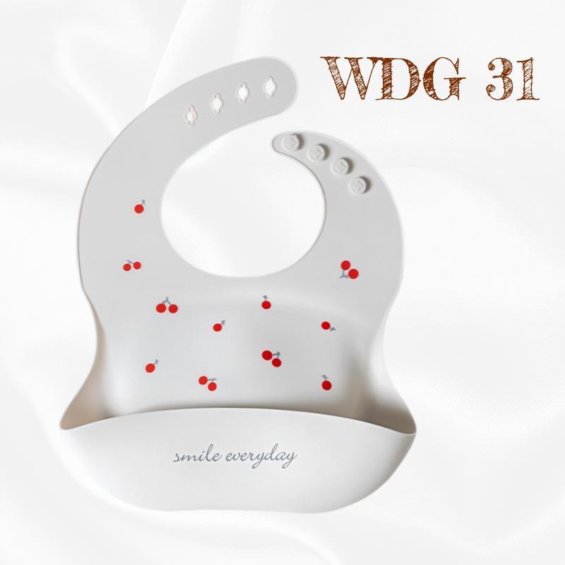 READY STOCK!!! Baby Silicone Bibs | Adjustable Waterproof Feeding Bib | Kids Apron for Mealtime WDG/GJQ 婴儿硅胶围兜 | 可调节防水围嘴