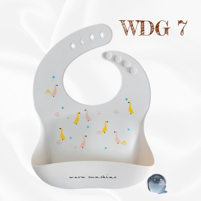 READY STOCK!!! Baby Silicone Bibs | Adjustable Waterproof Feeding Bib | Kids Apron for Mealtime WDG/GJQ 婴儿硅胶围兜 | 可调节防水围嘴
