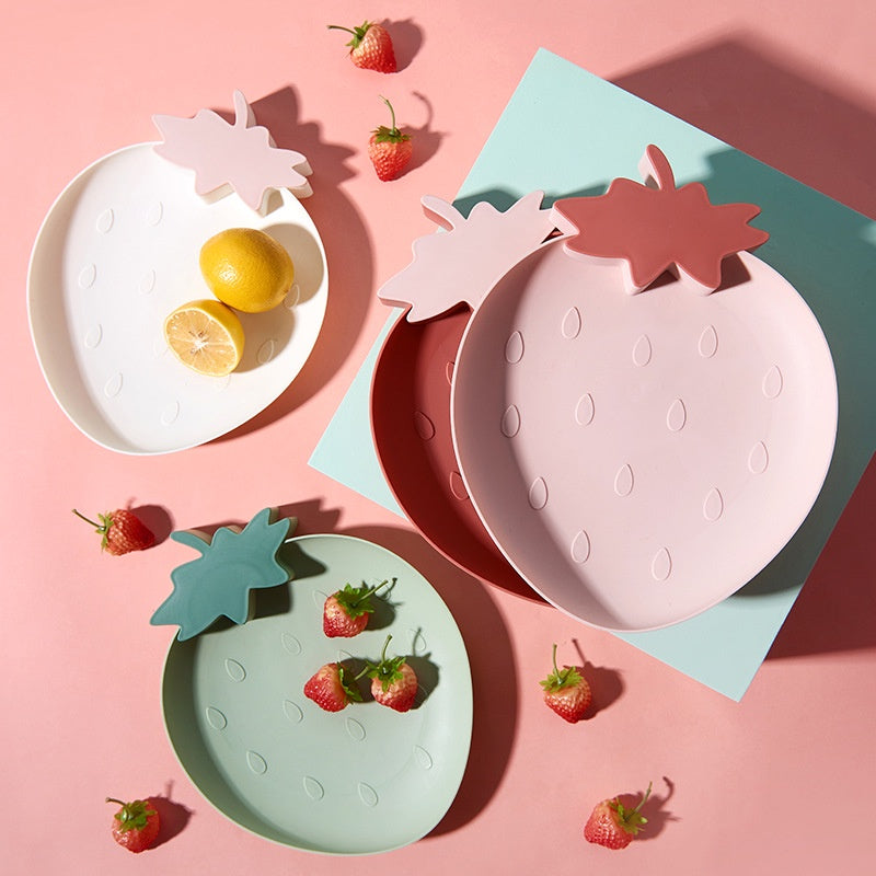 READY STOCK!!!Cute Carrot Clouds Strawberry Shape Plastic Snacks Fruit Plate