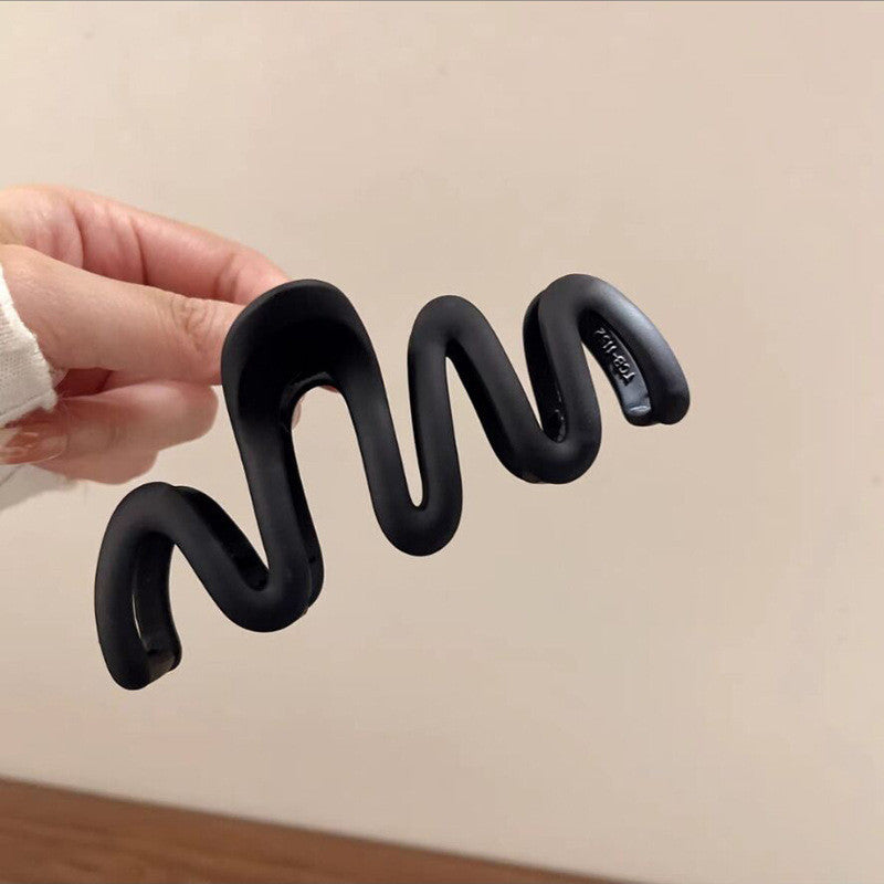 READY STOCK!!! INS Cream Dopamine Wavy Line Hair Clip | Women's Back of Head Shark Clip | ZJ006 INS风多巴胺波浪线发夹