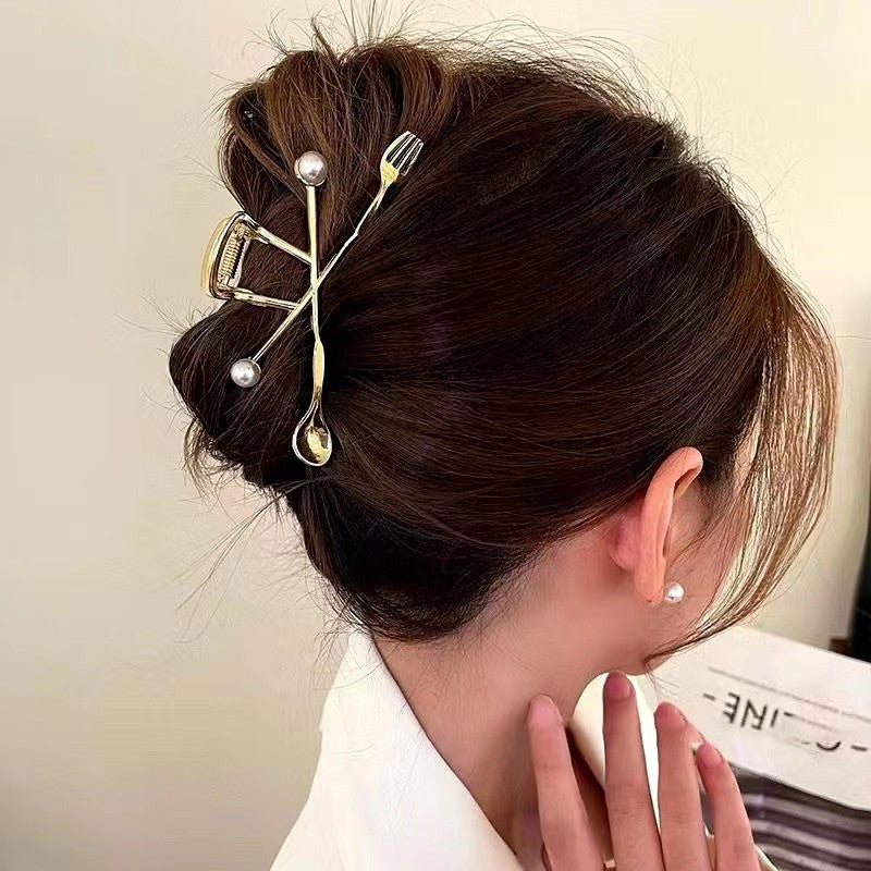 READY STOCK!!!Korean Pearl Hair Clip Hair Pin Hair Accessories Hairpin Hairclip 900 韩国网红ins珍珠发夹抓夹头发夹子后脑勺鲨鱼夹日系边夹发抓