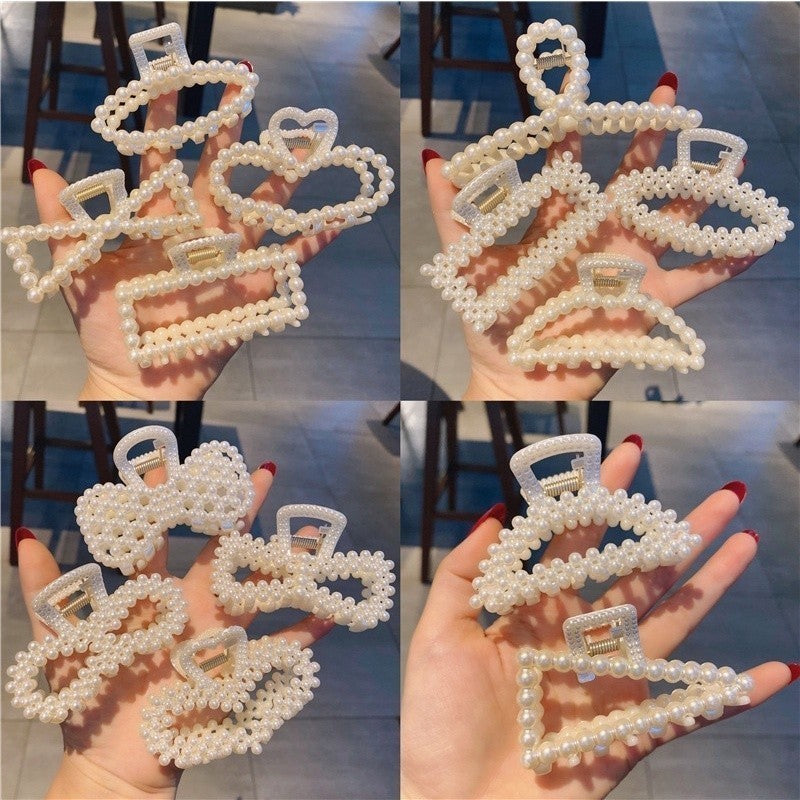 READY STOCK!!!Korean Pearl Hair Clip Hair Pin Hair Accessories Hairpin Hairclip 900 韩国网红ins珍珠发夹抓夹头发夹子后脑勺鲨鱼夹日系边夹发抓