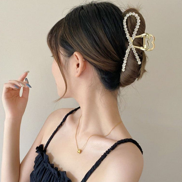 READY STOCK!!!Korean Pearl Hair Clip Hair Pin Hair Accessories Hairpin Hairclip 900 韩国网红ins珍珠发夹抓夹头发夹子后脑勺鲨鱼夹日系边夹发抓
