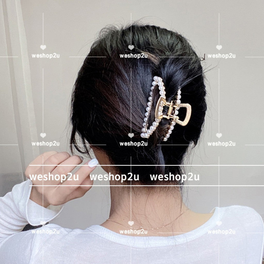 READY STOCK!!!Korean Pearl Hair Clip Hair Pin Hair Accessories Hairpin Hairclip 900 韩国网红ins珍珠发夹抓夹头发夹子后脑勺鲨鱼夹日系边夹发抓