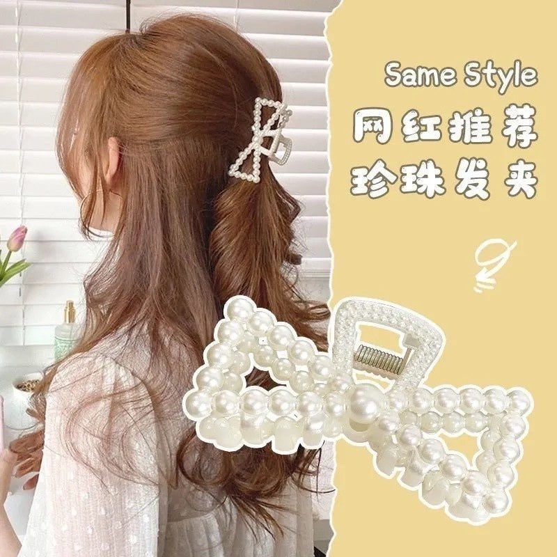 READY STOCK!!!Korean Pearl Hair Clip Hair Pin Hair Accessories Hairpin Hairclip 900 韩国网红ins珍珠发夹抓夹头发夹子后脑勺鲨鱼夹日系边夹发抓