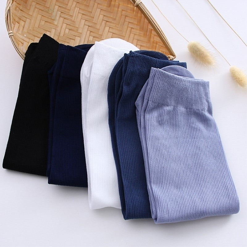 READY STOCK!!! 10 Pairs of Men's Short Socks Man Bamboo Fiber Breathable Men's Short Bamboo Fiber Socks 一次性男士袜子