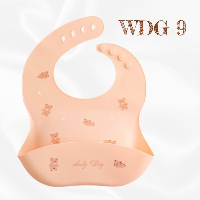 READY STOCK!!! Baby Silicone Bibs | Adjustable Waterproof Feeding Bib | Kids Apron for Mealtime WDG/GJQ 婴儿硅胶围兜 | 可调节防水围嘴