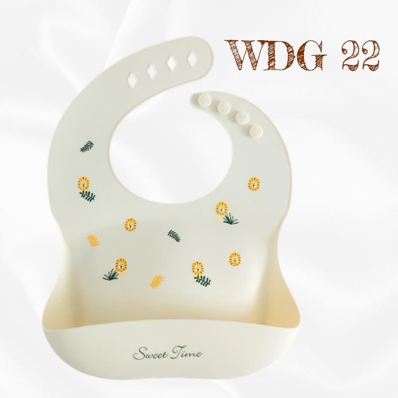READY STOCK!!! Baby Silicone Bibs | Adjustable Waterproof Feeding Bib | Kids Apron for Mealtime WDG/GJQ 婴儿硅胶围兜 | 可调节防水围嘴