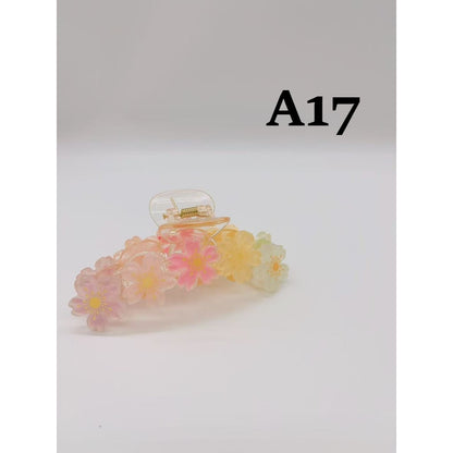 Kuromi Sanrio Cute Cartoon Transparent Shark Hair Clip Suitable for Women and Girls Hair Accessories 卡通透明鲨鱼夹