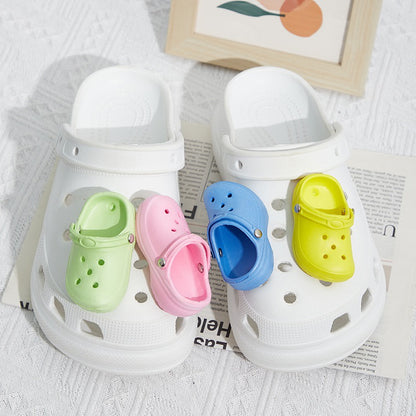 READY STOCK!!!Hole shoes decorative buckle accessories shoes flower buckle cute cartoon pattern mini shoe accessories