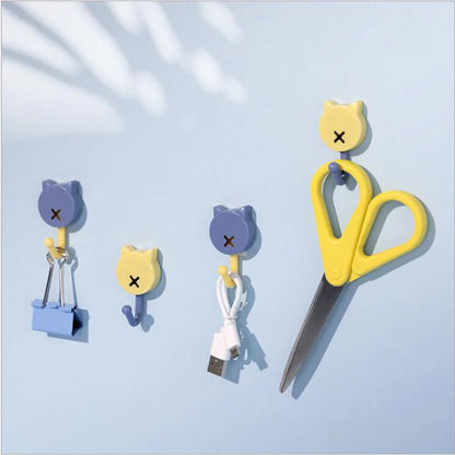 (READYSTOCK) 2pcs Cute Cat Colorful Sticky Hooks Bathroom Door Back Hooks Kitchen No-Punch Wall Coat Hooks 免打孔壁挂钩