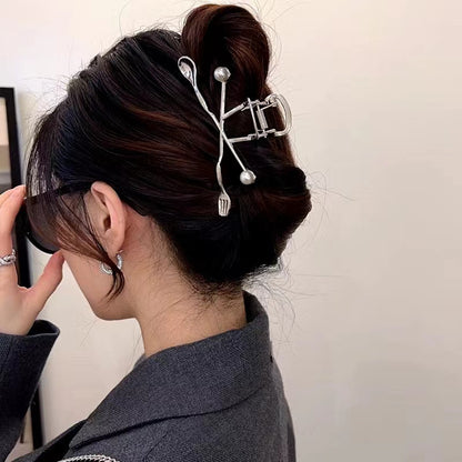 READY STOCK!!!Korean Pearl Hair Clip Hair Pin Hair Accessories Hairpin Hairclip 900 韩国网红ins珍珠发夹抓夹头发夹子后脑勺鲨鱼夹日系边夹发抓
