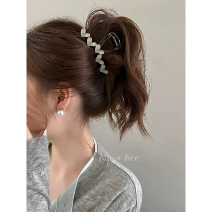 Vintage Jelly Love Scratch Clip | Large Heart-Shaped Crab Hair Claw | Fashionable  Headdress for Women - ZJ048 复古果冻爱心发夹