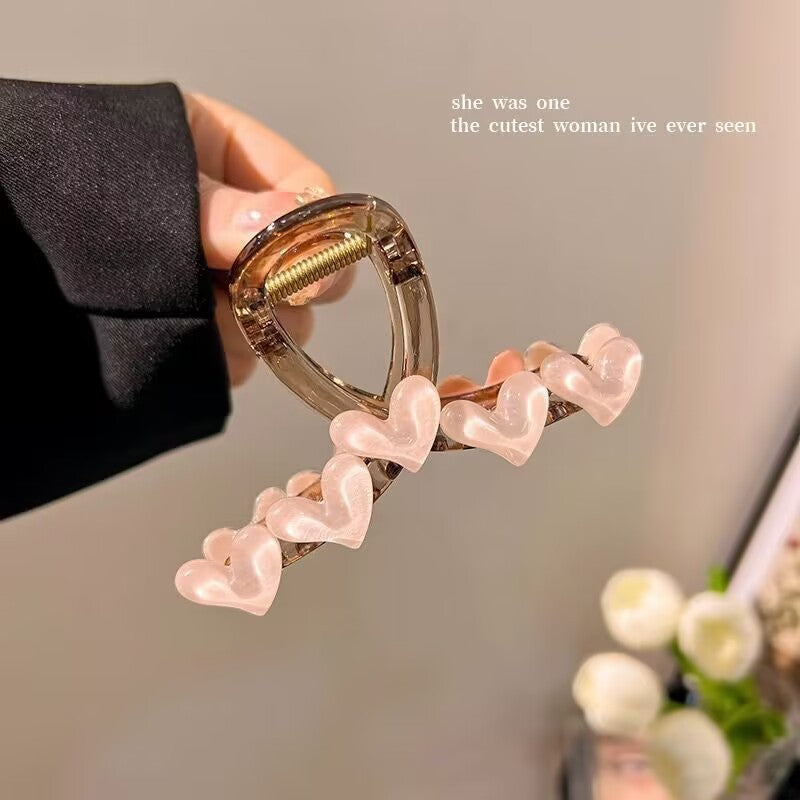 Vintage Jelly Love Scratch Clip | Large Heart-Shaped Crab Hair Claw | Fashionable  Headdress for Women - ZJ048 复古果冻爱心发夹