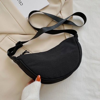 【READY STOCK】Dumpling Crossbody Bag | Casual Nylon Sling Shoulder Unisex Bag Beg Wanita Kasual 斜挎包 B07089