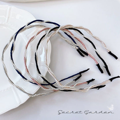 Elegant Pearl Hair Band | Wavy Hair Hoop for Women | Stylish & Comfortable Headwear - HH03 优雅珍珠发箍 女士波浪发带 | 时尚舒适头饰