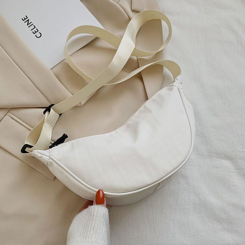 Minimalist Nylon Dumpling Bag | Waterproof Crossbody Shoulder Bag B07089 | Versatile Travel & Gym Bag | Beg Sandang Lelaki & Perempuan 极简机能风 尼龙斜挎包 防水大容量