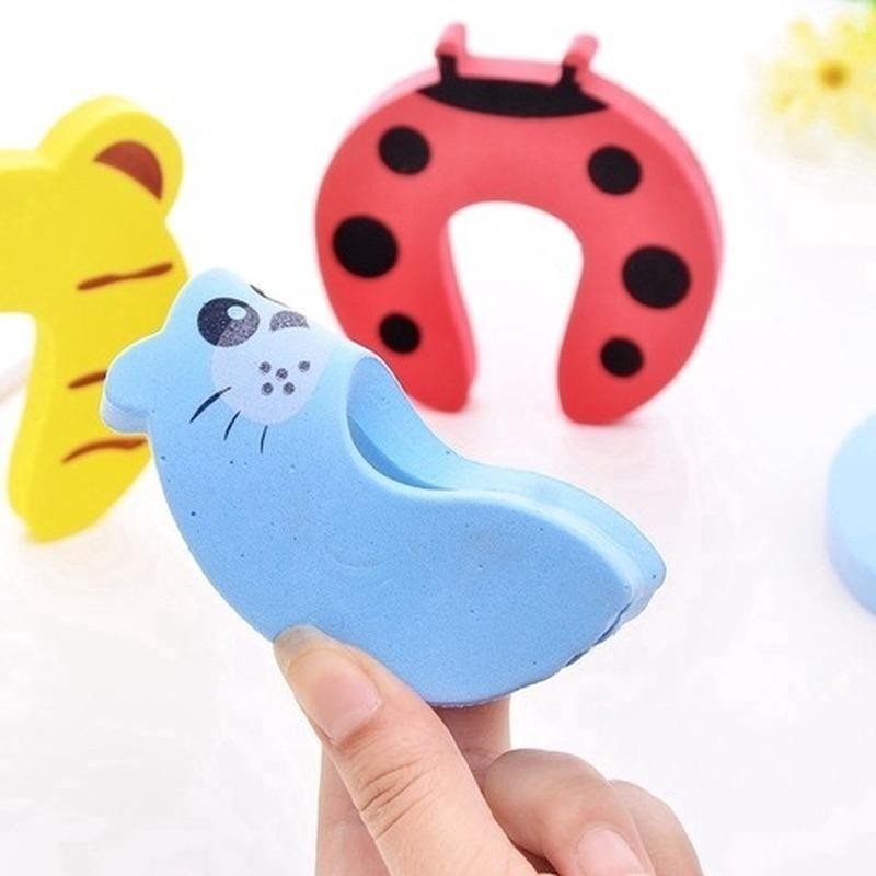 Safety Door Stopper (C0D1) | Anti-Finger Pinch Guard | Cartoon Foam Door Wedge Protector | Penyekat Pintu Bayi 宝宝安全门塞 防夹手 门卡 泡沫门挡