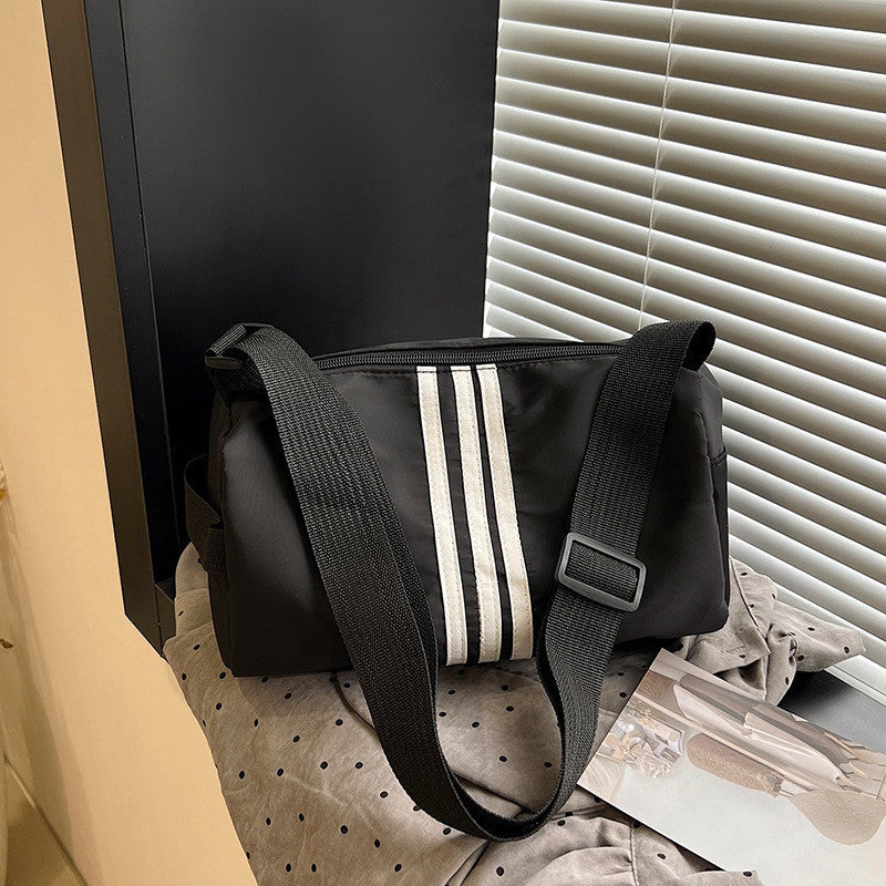 2-Way Nylon Hobo Bag | Lightweight Crossbody Messenger Bag B07136 | Water-Resistant Travel Sling Bag | Beg Bahu Wanita 极简机能风 尼龙斜挎包 腋下包 运动休闲