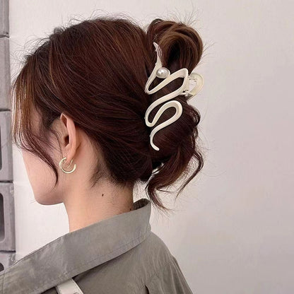 READY STOCK!!!Korean Pearl Hair Clip Hair Pin Hair Accessories Hairpin Hairclip 900 韩国网红ins珍珠发夹抓夹头发夹子后脑勺鲨鱼夹日系边夹发抓