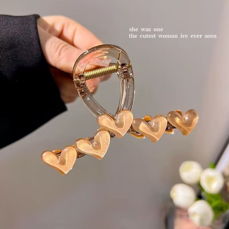 Vintage Jelly Love Scratch Clip | Large Heart-Shaped Crab Hair Claw | Fashionable  Headdress for Women - ZJ048 复古果冻爱心发夹