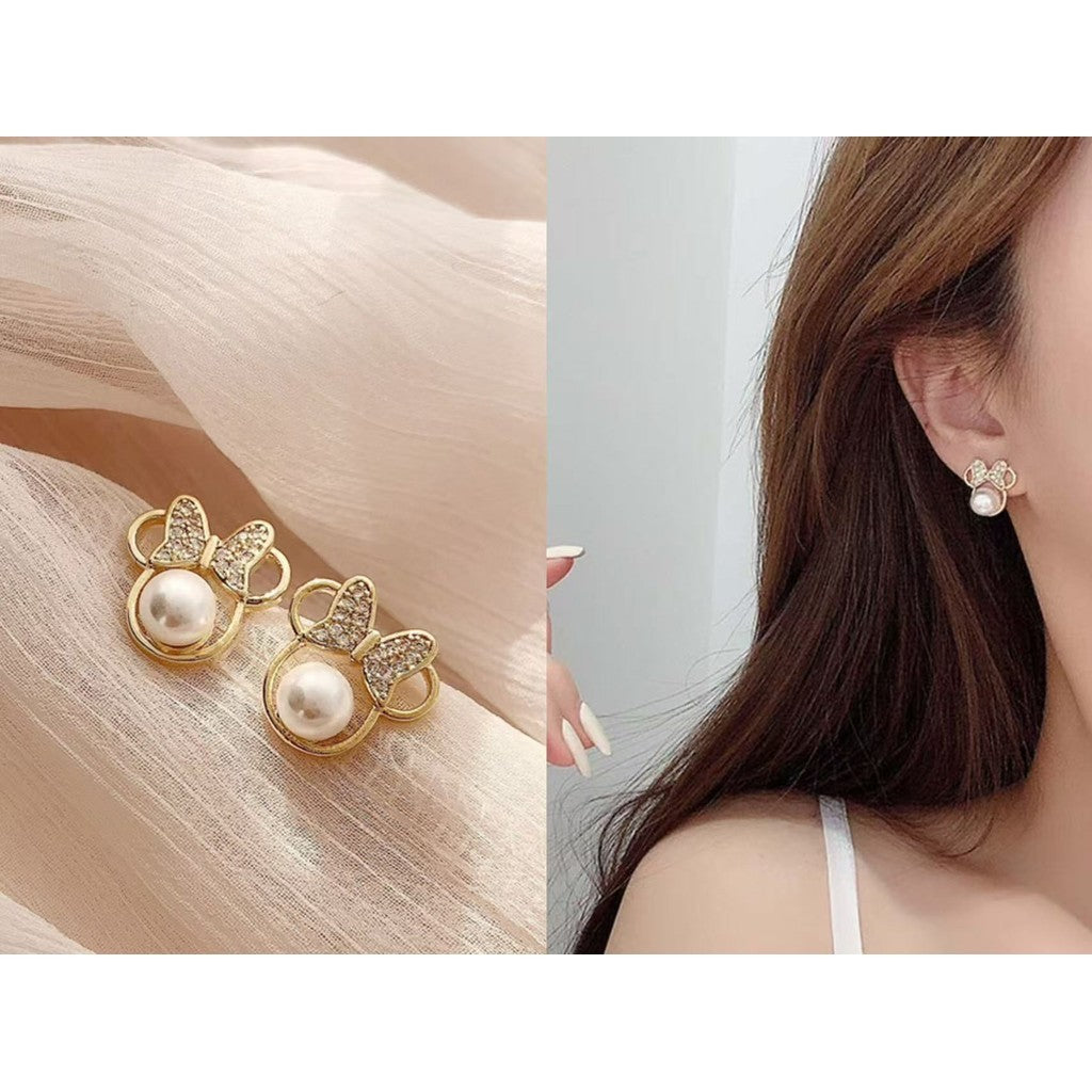 (READYSTOCK) Korean Style Earrings for Women Trending Silver 925 Versatile   Fashion Design Luxury Jewelry-ER 韩版925银耳环
