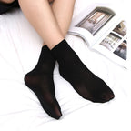 READY STOCK!!! 10 Pairs of Men's Short Socks Man Bamboo Fiber Breathable Men's Short Bamboo Fiber Socks 一次性男士袜子