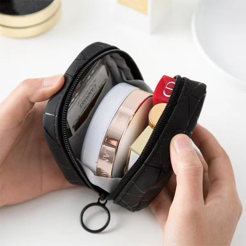 【READY STOCK】Portable Sanitary Pad Storage Pouch｜Cute Period Organizer Bag for Women 便携卫生巾收纳包