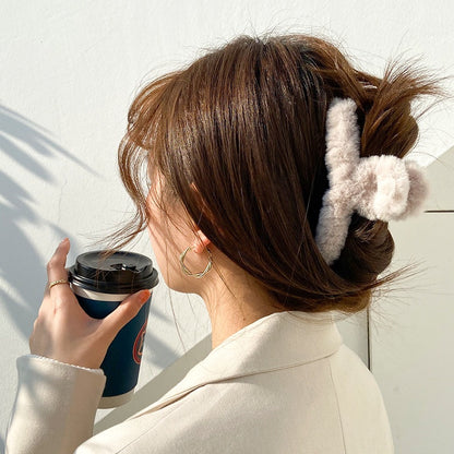 【READY STOCK 】Elegant Plush Hair Clip Claw Korean Style Fashion Big Hair Clamp Women's Hair Accessories ZJ-888bb