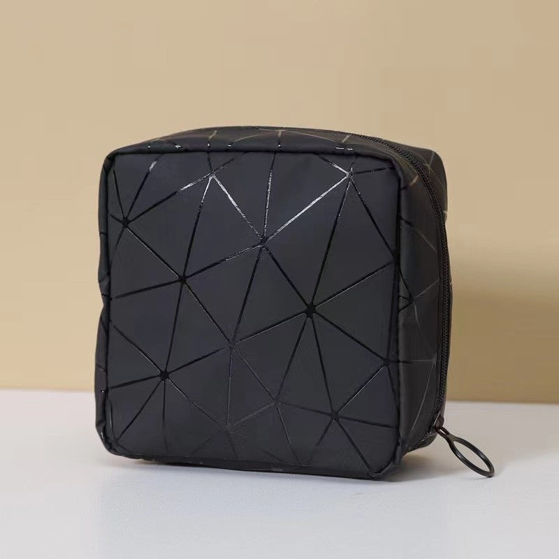 【READY STOCK】Portable Sanitary Pad Storage Pouch｜Cute Period Organizer Bag for Women 便携卫生巾收纳包