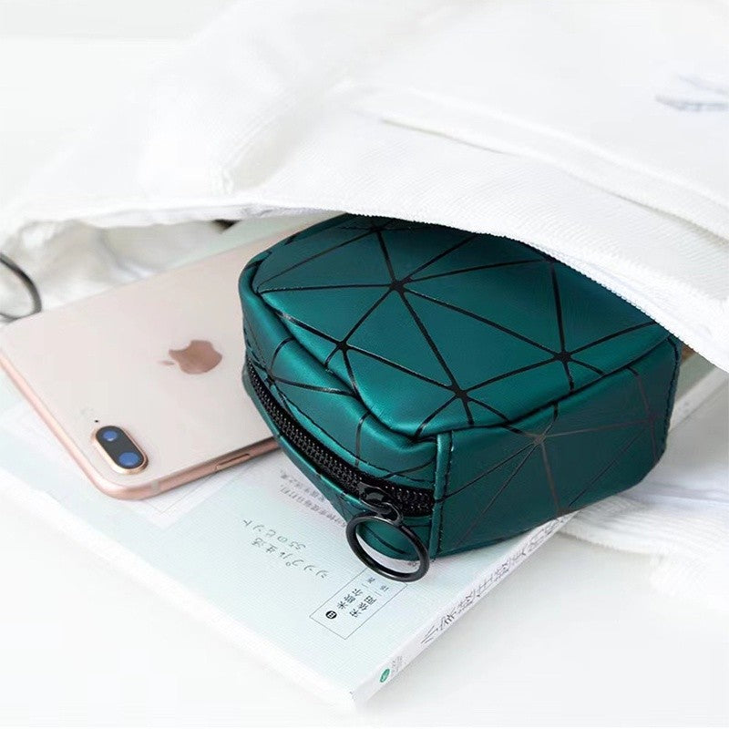 【READY STOCK】Portable Sanitary Pad Storage Pouch｜Cute Period Organizer Bag for Women 便携卫生巾收纳包